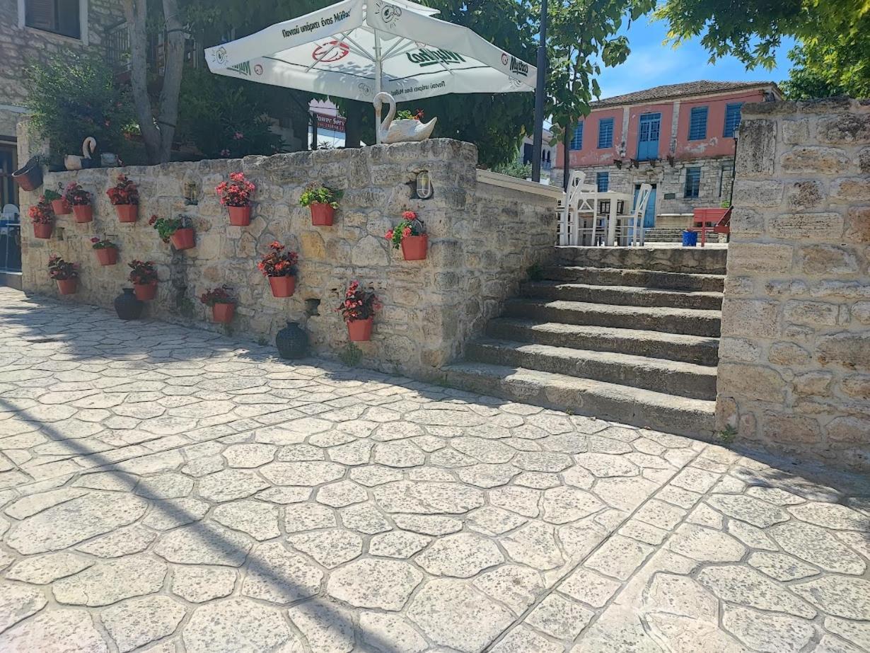 Sivilla Studios Afytos Luaran gambar